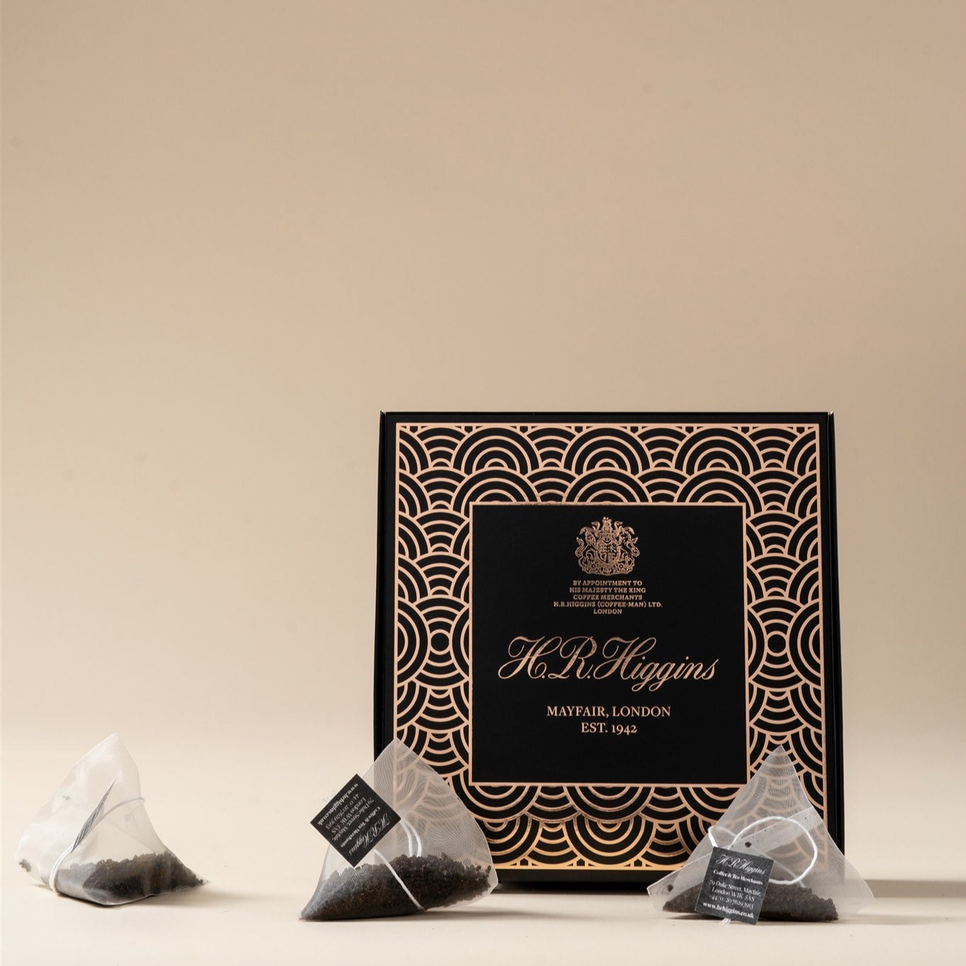English Breakfast Pyramid Tea Bag Box – H.R.Higgins (Coffee-man) Ltd.