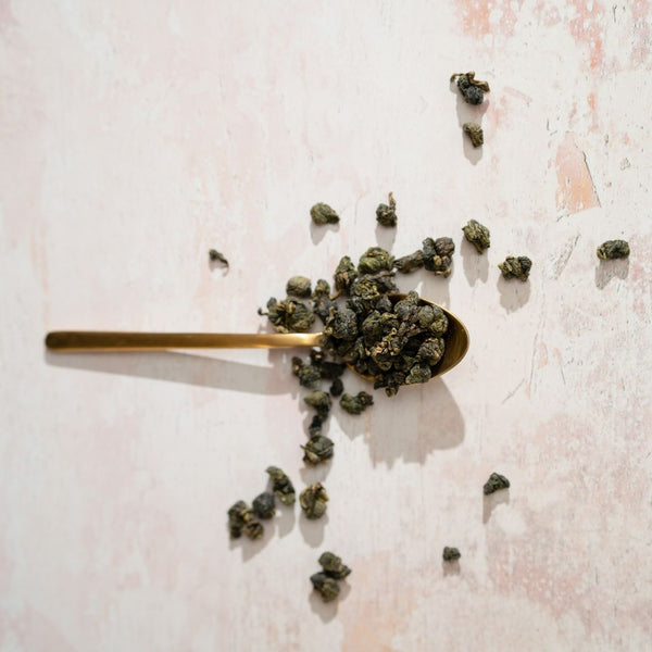 Taiwan Tea | Jade Mountain Oolong Tea | Taiwanese Oolong | H.R.
